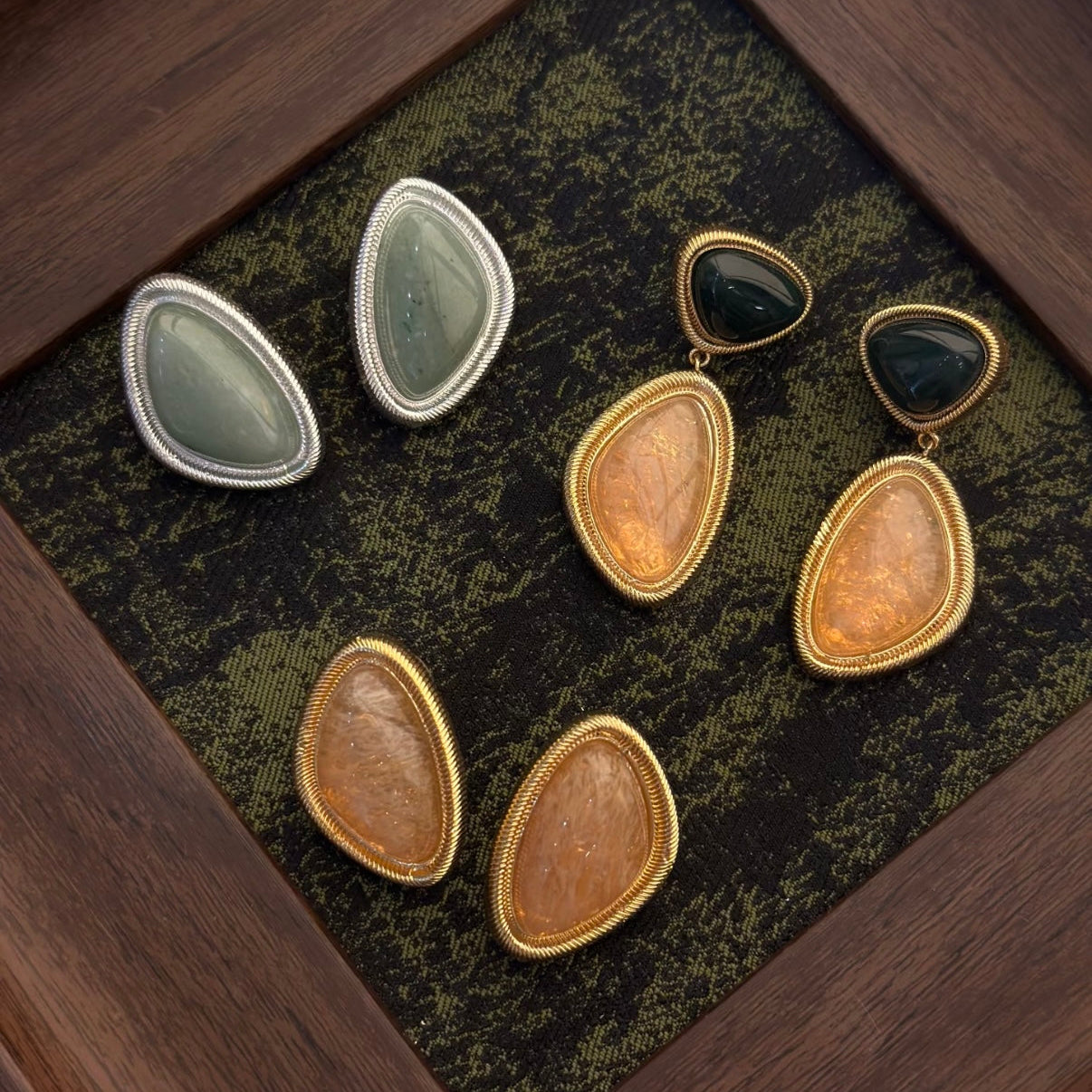 Velora Solo Tria Natural Stone Drop Earrings
