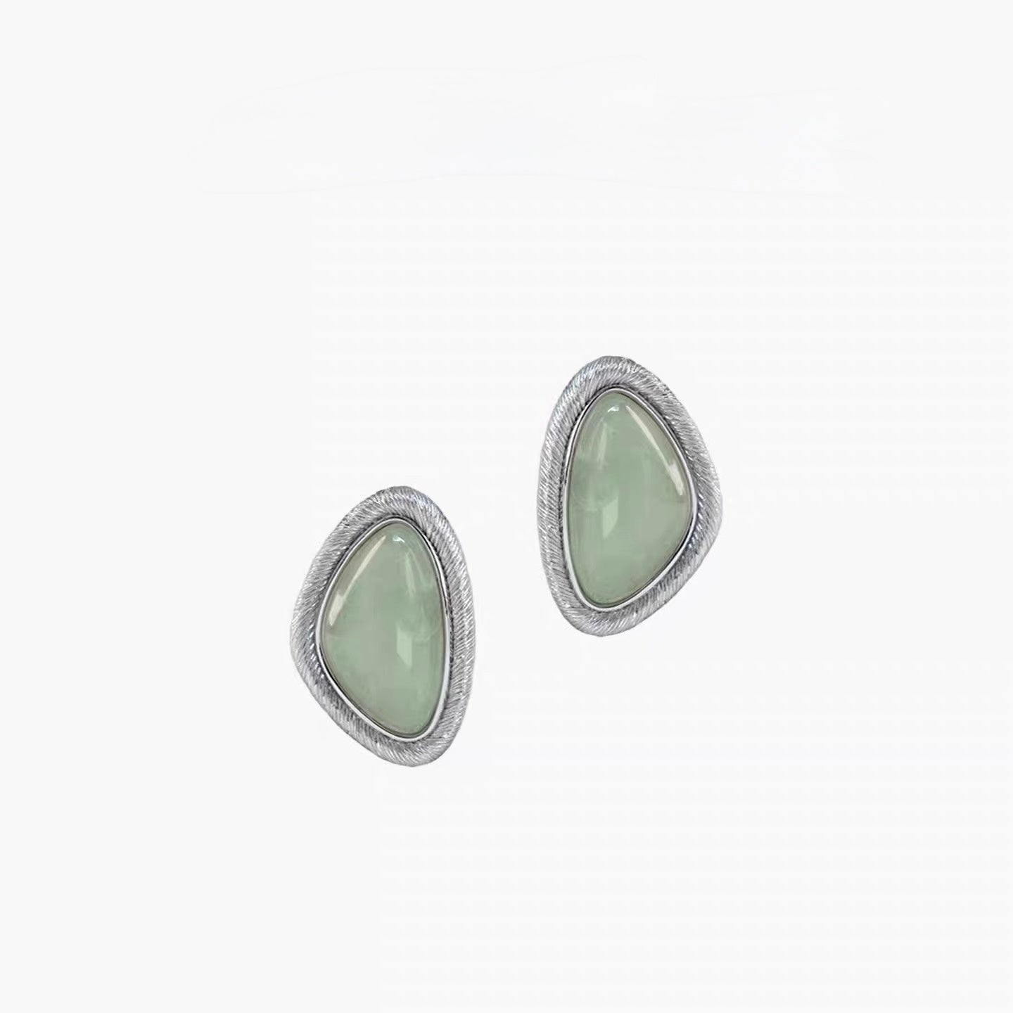 Velora Solo Tria Natural Stone Drop Earrings