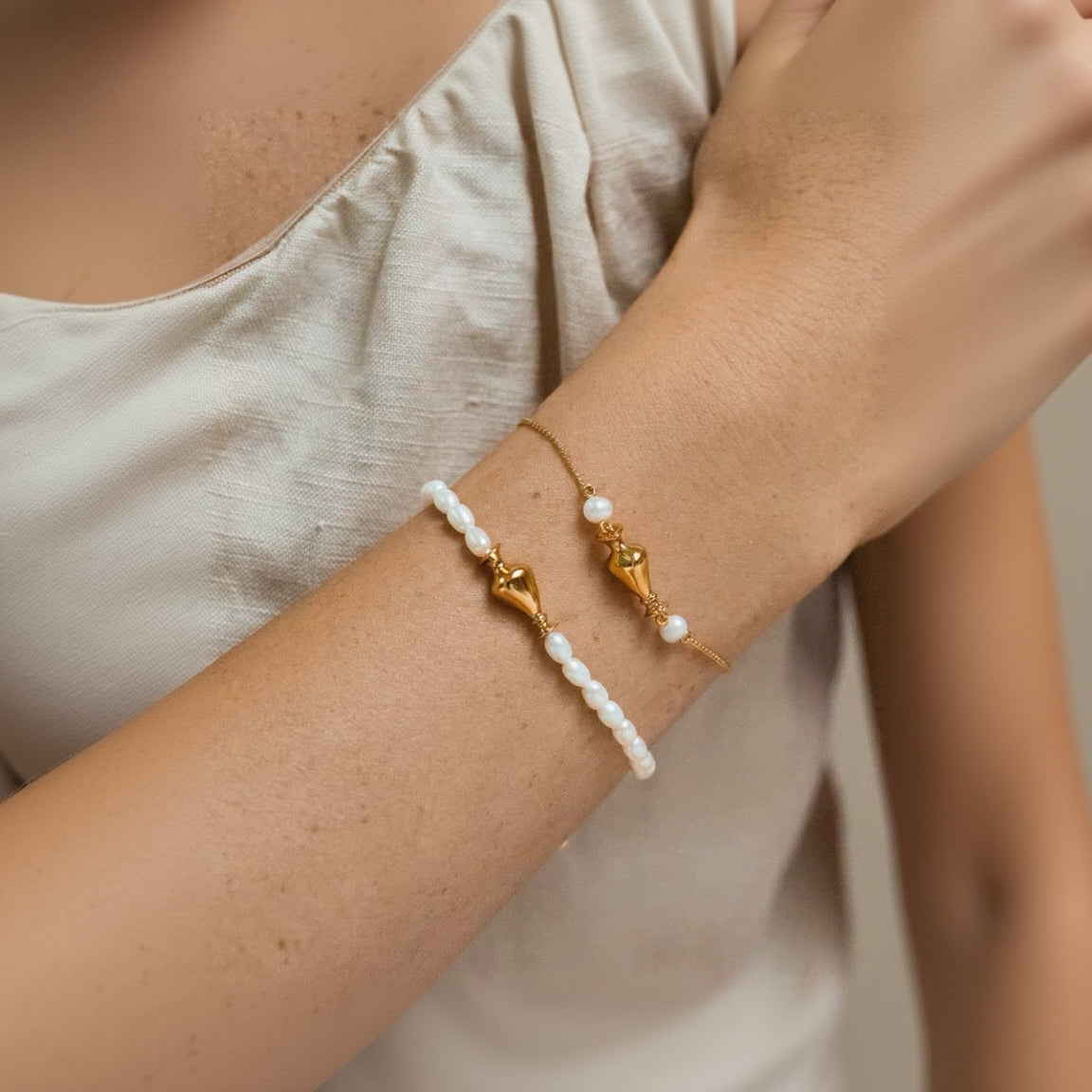 Vase Chain Bracelet